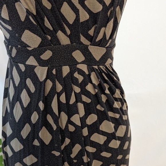 EUC - Banana Republic V Neck Sleeveless Maxi Dress - M - Picture 5 of 5